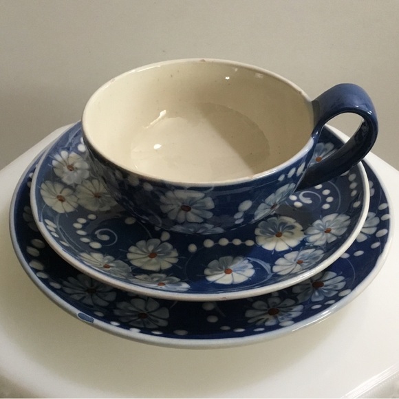 RARE ANTIQUE HAK Denmark 🇩🇰 pottery ‘Marguerit’ or ‘Margueritte’ pattern trio - Picture 1 of 10